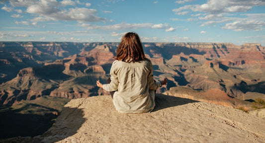 How to Wake Up Happy: A Guide to Morning Meditation